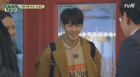 1525938407_4.gif